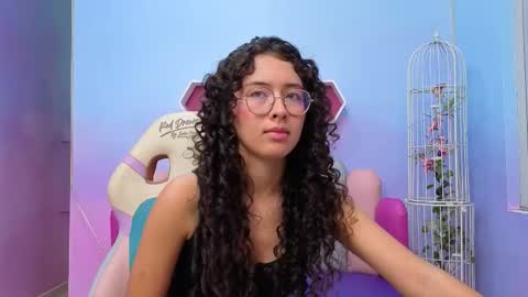 SashaMonroee  online show from October 2025 04:09:01 AM