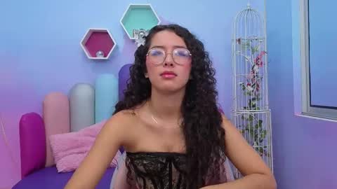 SashaMonroee  online show from November 2025 04:21:01 AM