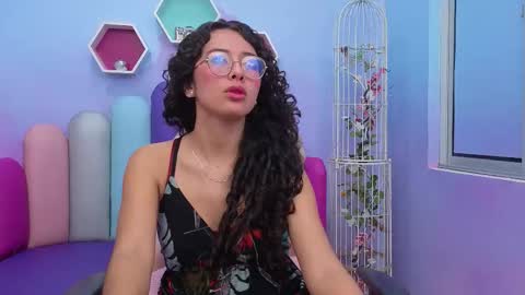 SashaMonroee  online show from November 2025 03:38:02 AM