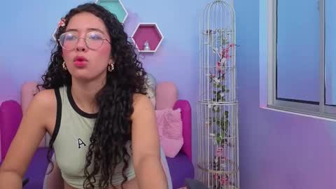 SashaMonroee  online show from November 2025 11:40:01 PM