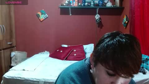 Snapshot of sasharosee2 chatting on November 2025 01:57:02 PM S A S H A R O S E online show from November 2025 01:57:02 PM