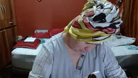 S A S H A R O S E online show from January 2026 12:07:01 PM