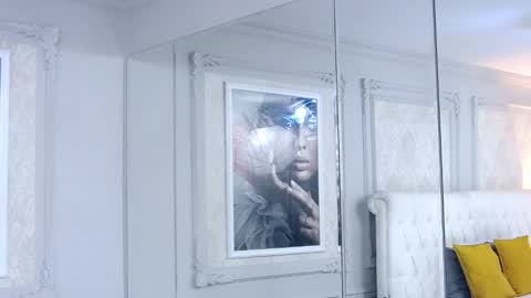 Sasha online show from October 2025 01:30:02 PM