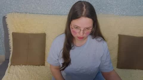 Sasha online show from April 2026 07:47:02 PM