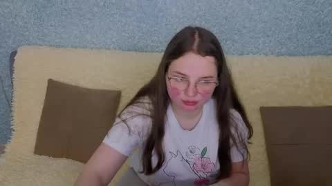 Sasha online show from April 2026 07:08:02 PM