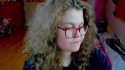 .Alexandra online show from April 2026 03:42:01 PM