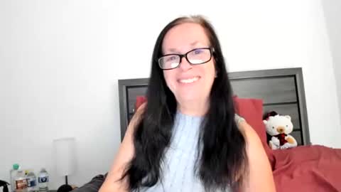 Snapshot of sassiestpeachgoddess chatting on December 2025 01:26:01 PM Sassiest Peach Goddess online show from December 2025 01:26:01 PM