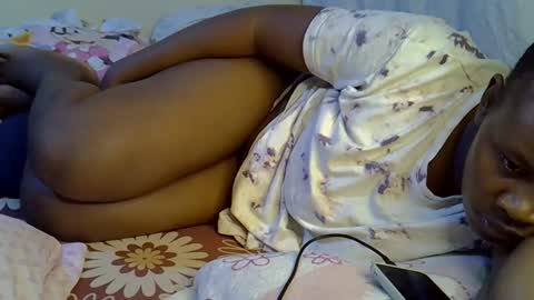 sassy_bella online show from September 2025 03:26:02 PM