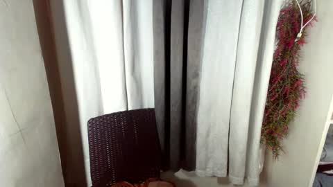 Snapshot of sassy_gurlxox chatting on December 2025 01:46:02 AM sassy_gurlxox online show from December 2025 01:46:02 AM