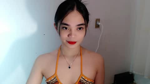 Snapshot of sassy_keath chatting on May 2026 04:55:02 PM Keath online show from May 2026 04:55:02 PM