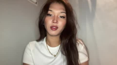 Snapshot of sassy_yourgirlxxxx chatting on June 2026 12:49:01 AM Sassygirl online show from June 2026 12:49:01 AM