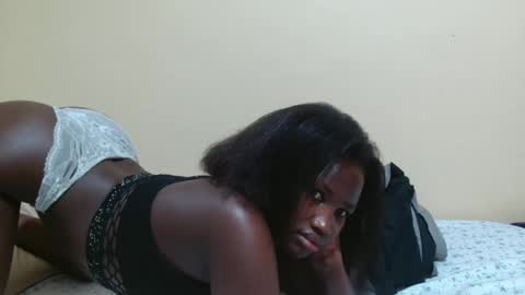 Snapshot of sassybabe20 chatting on November 2025 06:10:01 PM sassybabe20 online show from November 2025 06:10:01 PM