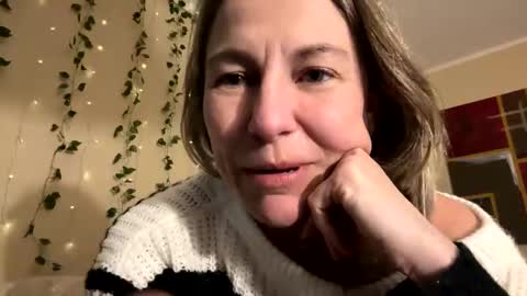 Sassyella online show from January 2025 08:36:01 AM