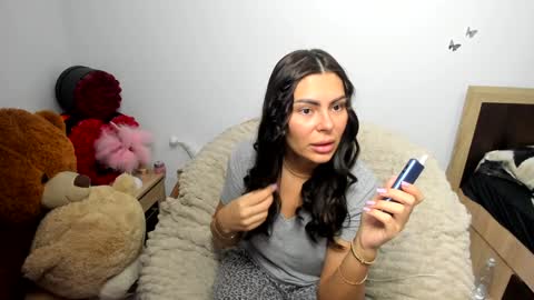 sassytiff online show from February 2026 02:20:02 PM