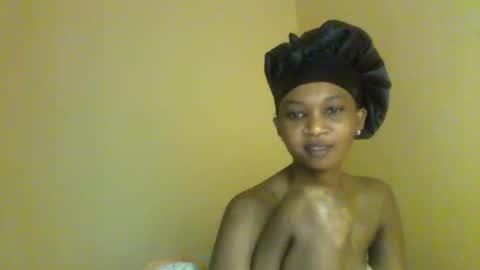 Snapshot of sasy_tina chatting on February 2026 10:37:02 AM Tina online show from February 2026 10:37:02 AM