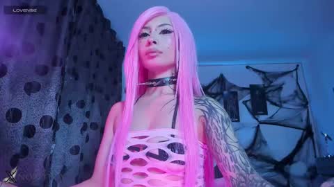    im expecting 300 thumbs up on my altar online show from October 2025 01:00:02 AM