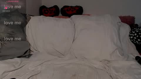 Snapshot of satisfymypussy chatting on January 2025 12:24:01 PM Alina online show from January 2025 12:24:01 PM