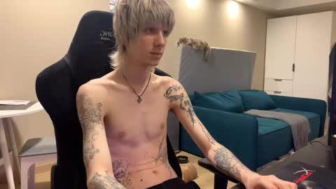 Satoshi online show from April 2026 09:48:02 PM