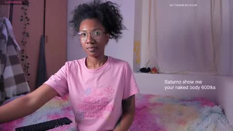 saturno_vibes online show from January 2025 11:56:01 AM