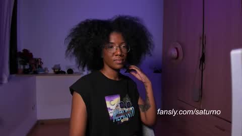 saturno_vibes online show from September 2025 08:25:02 AM