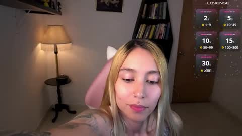 Snapshot of saucy_jenn1 chatting on November 2025 02:37:02 AM I AM JENN online show from November 2025 02:37:02 AM