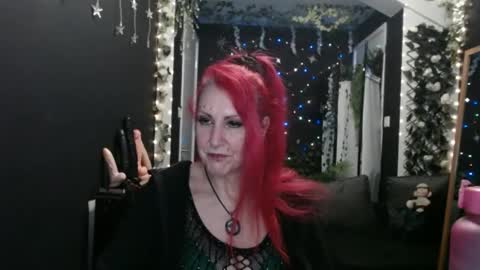 SaucySky online show from January 2025 12:18:01 AM