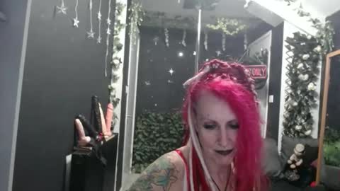 SaucySky online show from February 2026 10:54:01 PM