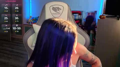 Ariel online show from November 2025 03:18:02 AM