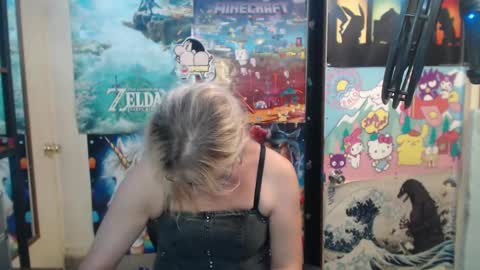 Snapshot of savanah_banana chatting on September 2025 03:35:02 PM Savanah online show from September 2025 03:35:02 PM