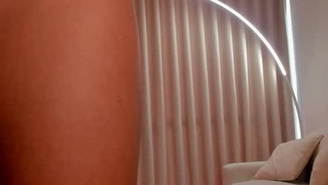 Snapshot of savannahwildee chatting on September 2025 12:27:02 PM Savannahwildee online show from September 2025 12:27:02 PM