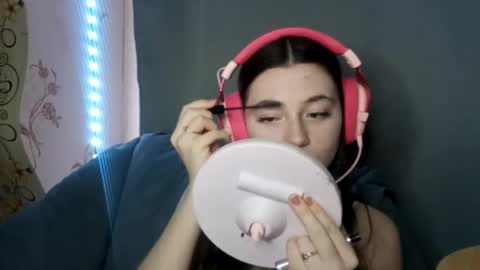 Sophie online show from October 2025 03:13:02 PM