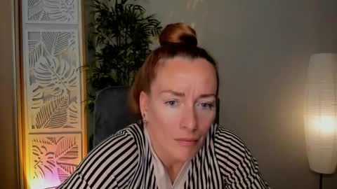 Snapshot of save_the_qween chatting on June 2026 12:11:01 PM save the qween online show from June 2026 12:11:01 PM