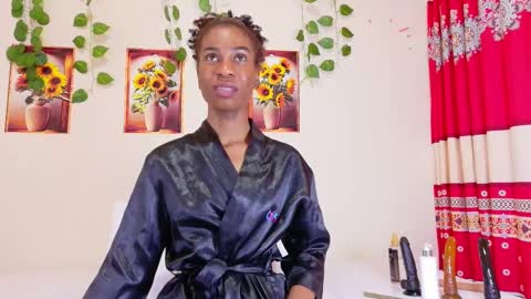 Snapshot of savory_pussy18 chatting on December 2025 02:24:02 PM savory_pussy18 online show from December 2025 02:24:02 PM