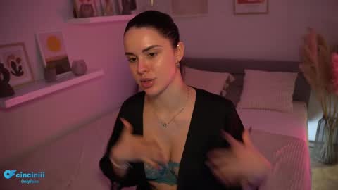 Snapshot of savvage_play chatting on February 2025 08:00:02 PM Naomi online show from February 2025 08:00:02 PM