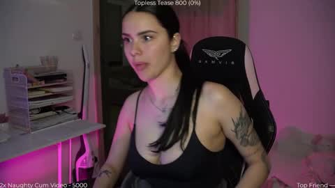 Naomi online show from April 2026 06:19:02 PM