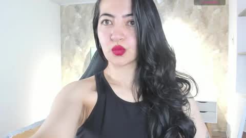 Saya Amaretto  online show from November 2025 07:02:02 PM