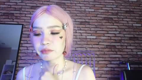 Snapshot of saya_lin chatting on October 2025 09:16:02 PM Saya online show from October 2025 09:16:02 PM