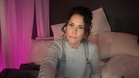 Good Girls Say Please...and Thank You online show from January 2025 06:20:02 AM