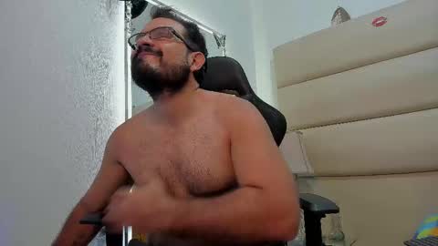 sebastian   muscleman  daddy   the better  latin  lover   online show from November 2025 11:54:01 AM