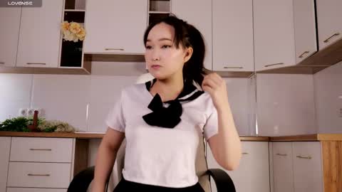 Snapshot of scamelia chatting on October 2025 05:08:01 AM scamelia online show from October 2025 05:08:01 AM