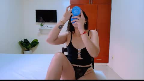 scarlett. online show from November 2025 02:26:01 AM