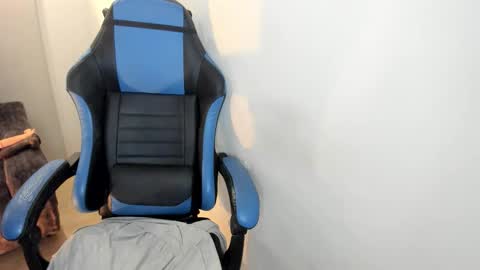 Snapshot of scarbadgirl_ chatting on November 2025 03:50:01 AM scarbadgirl_ online show from November 2025 03:50:01 AM