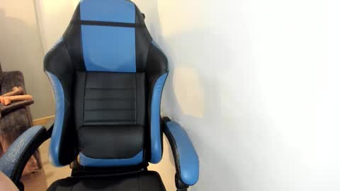 Snapshot of scarbadgirl_ chatting on November 2025 03:28:01 AM scarbadgirl_ online show from November 2025 03:28:01 AM