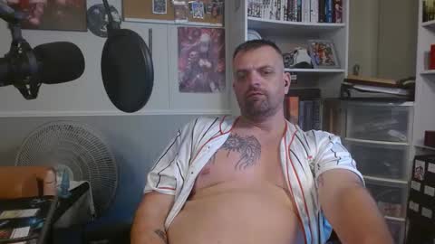 Snapshot of scarecrow2wm chatting on September 2025 11:04:02 PM Kent Clark online show from September 2025 11:04:02 PM