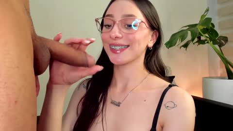 Snapshot of scarett_jackson chatting on January 2025 04:59:01 AM Scarett Jackson online show from January 2025 04:59:01 AM