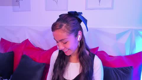 Scarlet online show from March 2026 04:55:01 PM