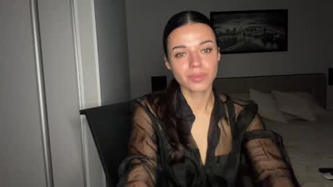 Sophie online show from June 2026 07:10:01 AM
