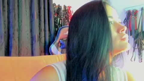 scarlet taylor kennedy online show from September 2025 02:15:02 AM