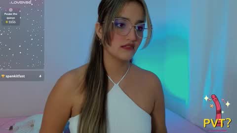 Scarlet  online show from September 2025 04:34:02 AM