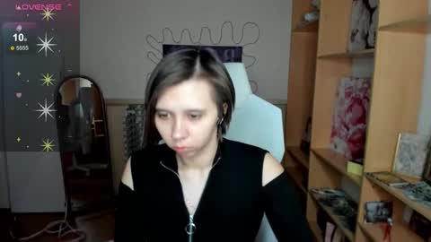 Snapshot of scarlet_sirenn chatting on February 2026 08:34:02 AM Alexandra online show from February 2026 08:34:02 AM